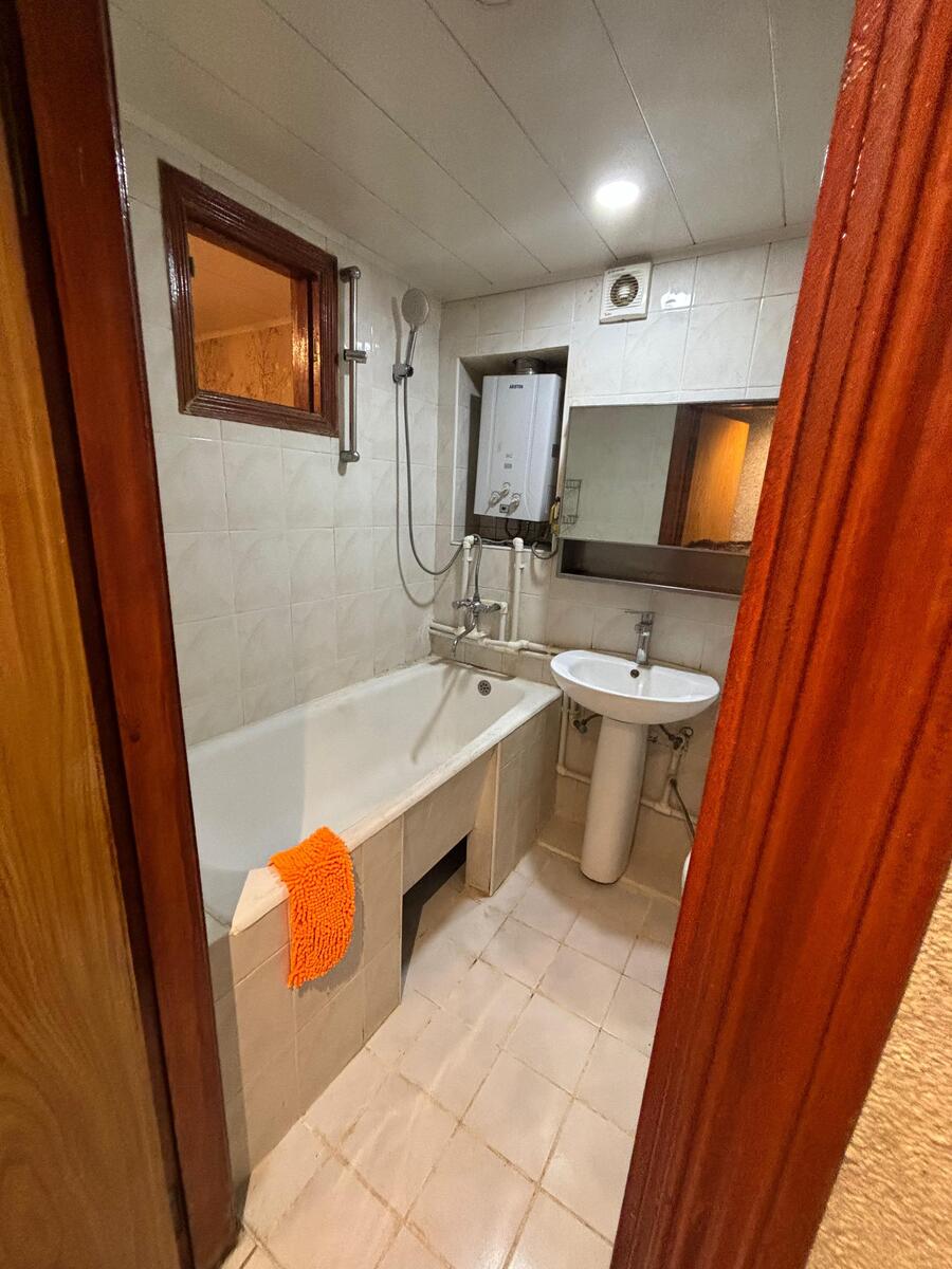 Satılır 2 otaqlı köhnə tikili 50 m² — Mənzil, Bakı (10)