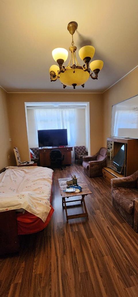 İcarəyə verilir 2 otaqlı köhnə tikili 60 m² — Bakı