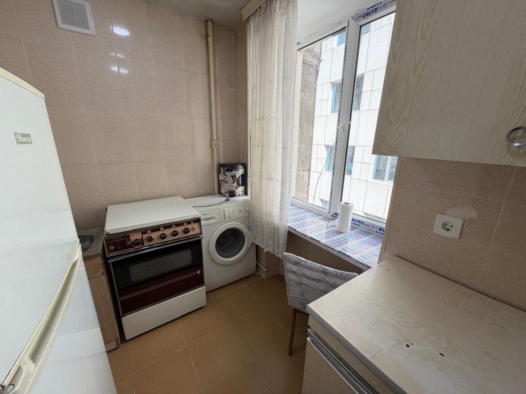 İcarəyə verilir 1 otaqlı köhnə tikili 50 m² — Mənzil, Bakı (9)