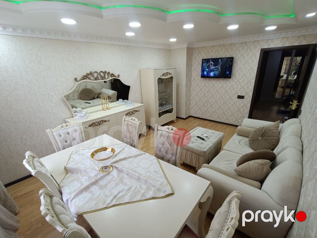 Satılır 2 otaqlı köhnə tikili 68 m² — Mənzil, Bakı (2)