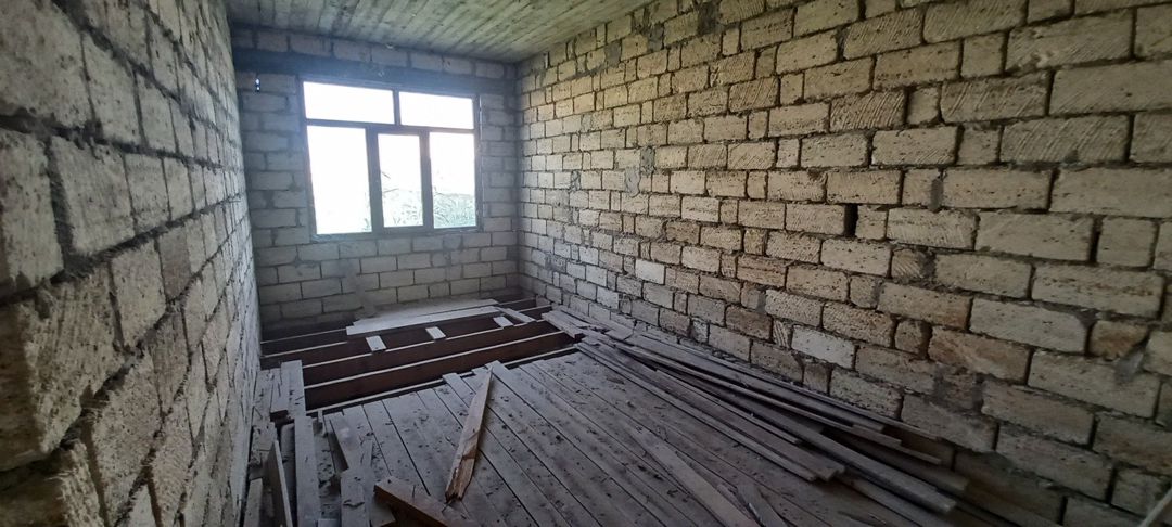 Satılır 4 otaqlı həyət evi/bağ evi 100 m² — Ev, villa, Bakı (2)