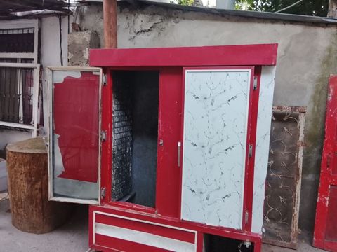 Sənaye tipli soyuducu vitrin/kamera - Üç qapılı konstruksiya: biri — Digah