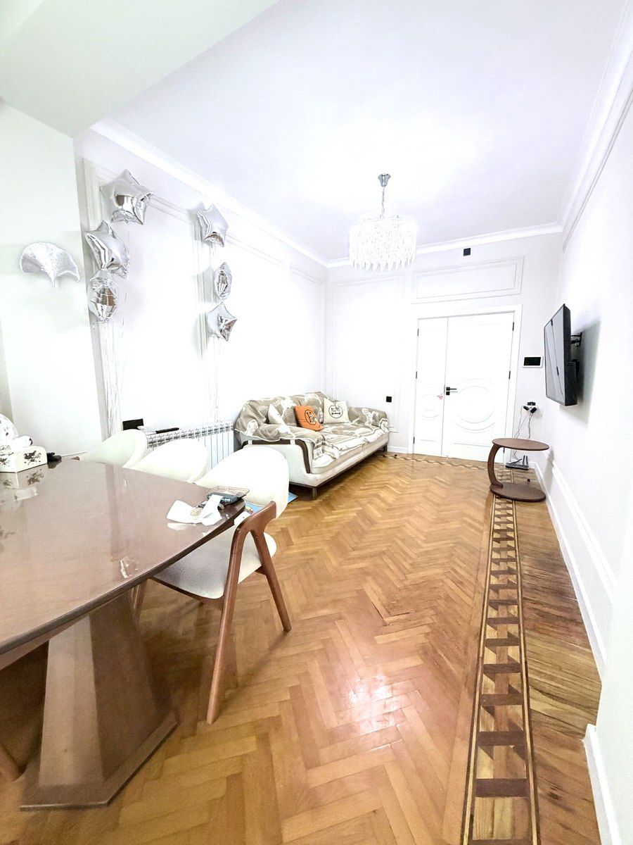 Satılır 3 otaqlı köhnə tikili 87 m² — Mənzil, Bakı (4)