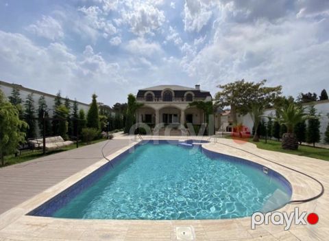 İcarəyə verilir 6 otaqlı həyət evi/bağ evi 600 m²
