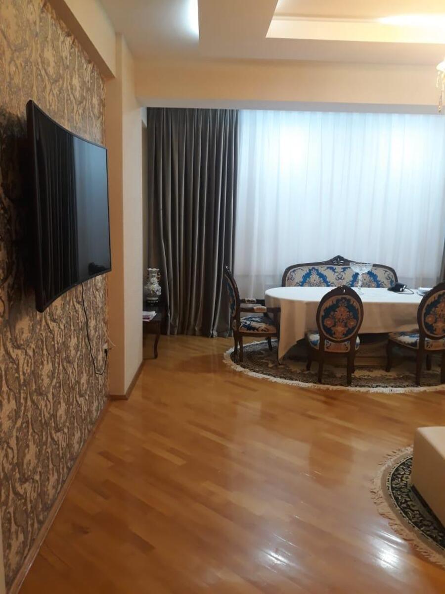 Satılır 3 otaqlı yeni tikili 134 m² — Mənzil, Bakı (2)
