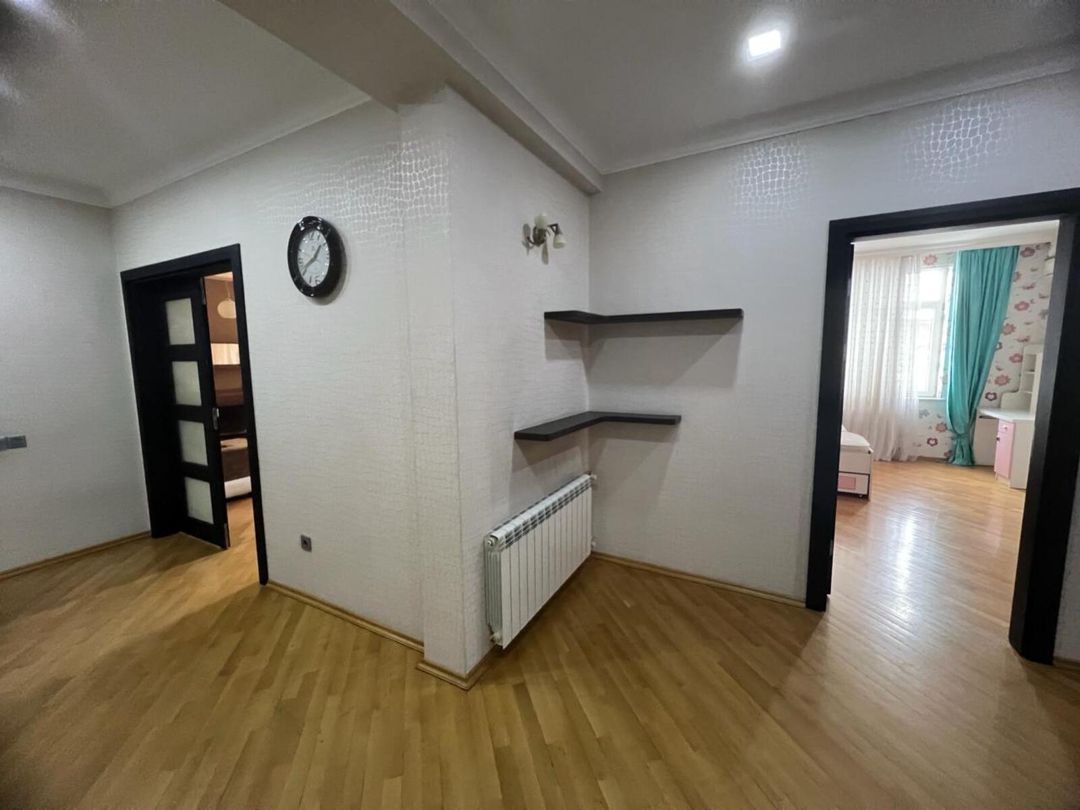İcarəyə verilir 3 otaqlı yeni tikili 135 m² — Mənzil, Bakı (5)