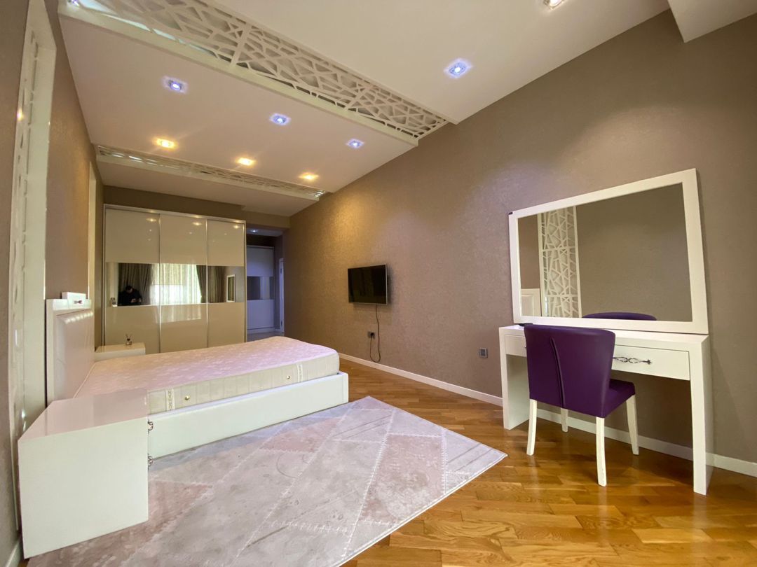 İcarəyə verilir 4 otaqlı yeni tikili 200 m² — Mənzil, Bakı (8)