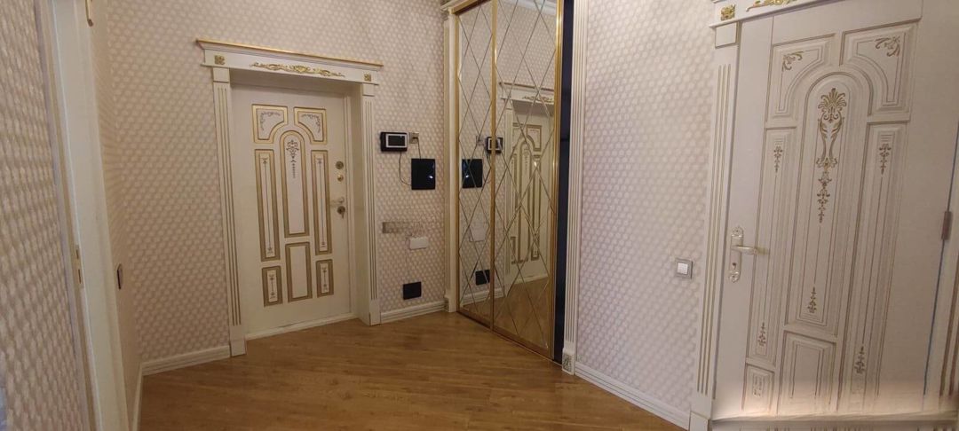 Satılır 2 otaqlı köhnə tikili 98 m² — Mənzil, Bakı (6)
