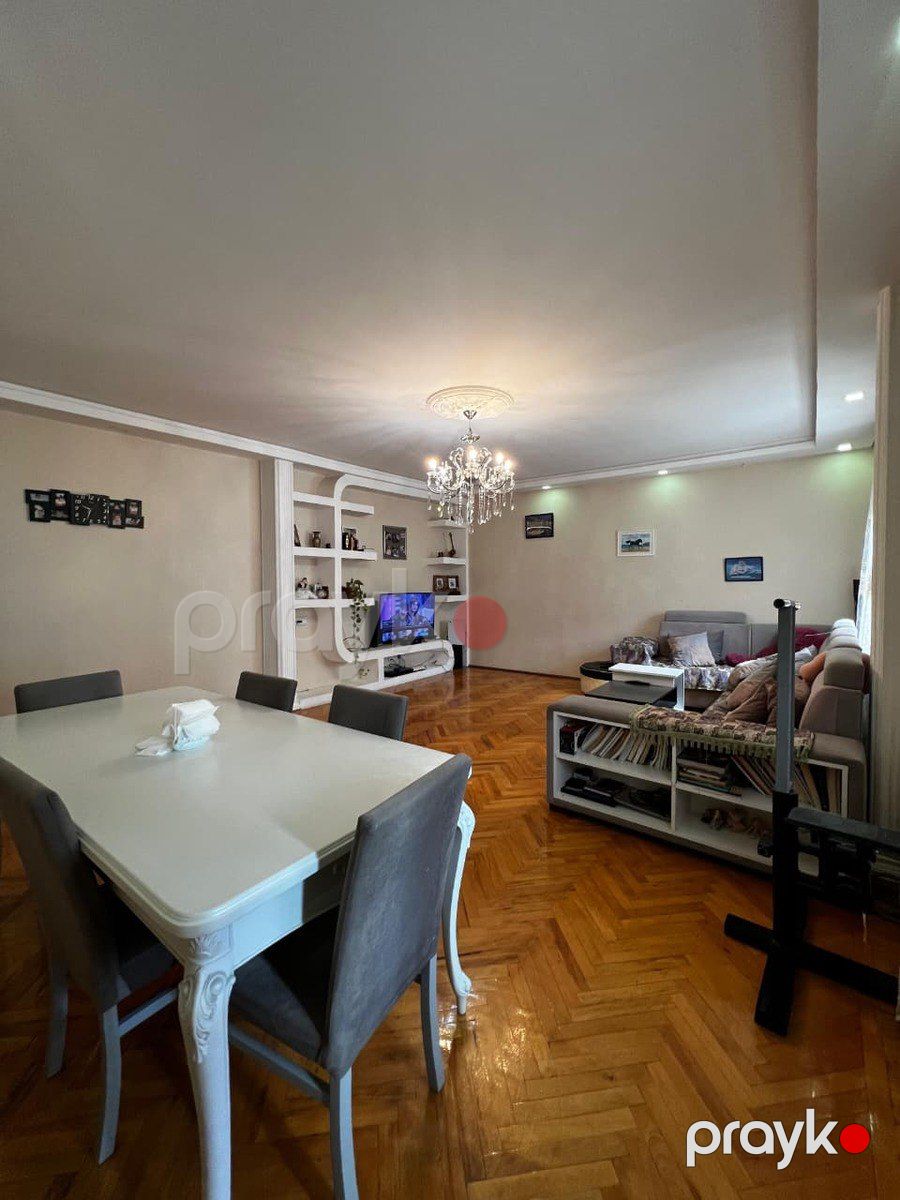 Satılır 5 otaqlı köhnə tikili 130 m² — Mənzil, Bakı (3)