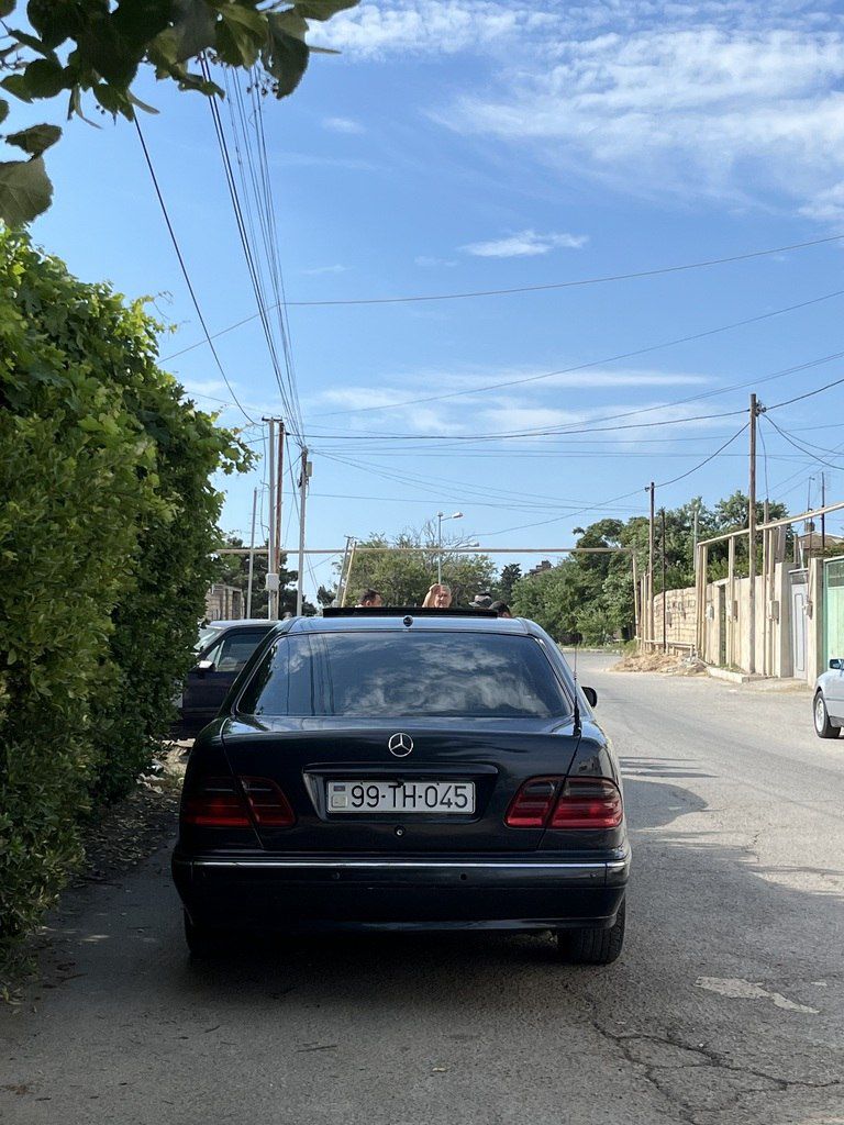 Mercedes E 270, 2.7 L, 2000 il, 880 000 km — Avtomobillər, Bakı (7)