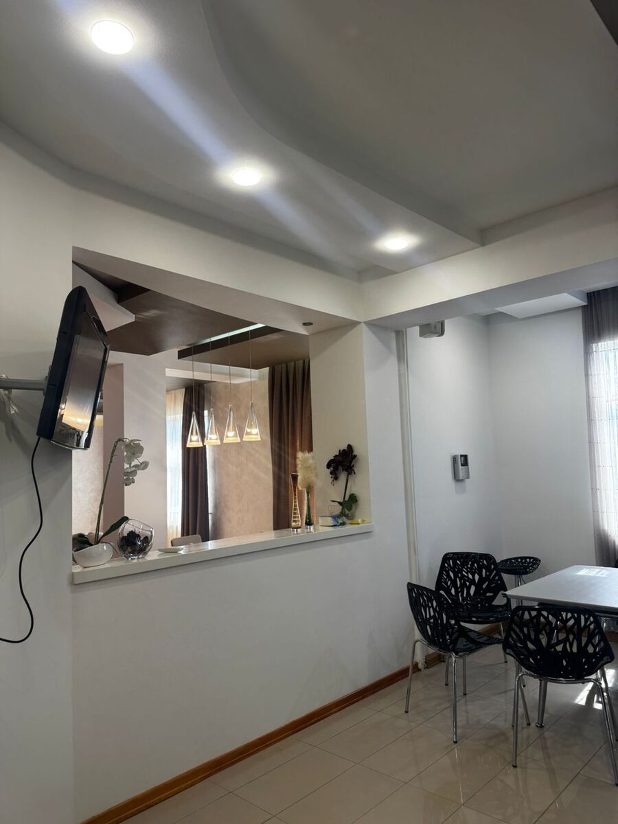 İcarəyə verilir 3 otaqlı yeni tikili 120 m² — Mənzil, Bakı (9)