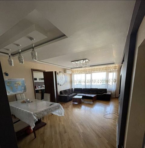 Satılır 4 otaqlı yeni tikili 140 m² — Bakı