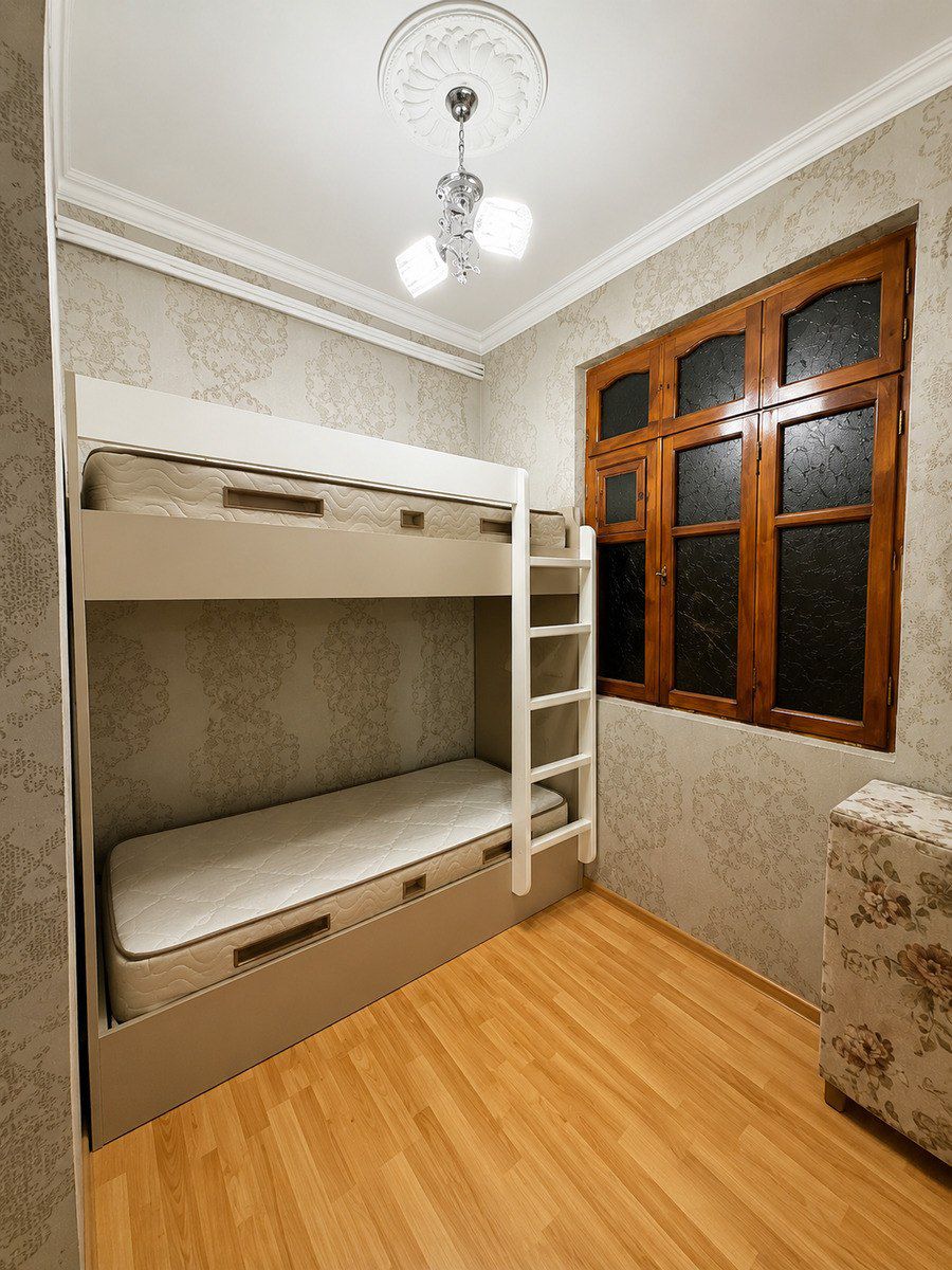 Satılır 2 otaqlı köhnə tikili 47 m² — Mənzil, Bakı (3)