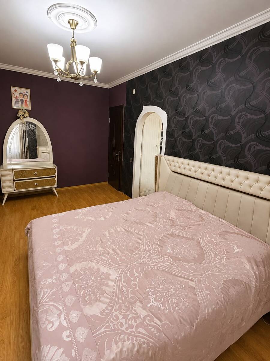 Satılır 4 otaqlı köhnə tikili 100 m² — Mənzil, Bakı (3)