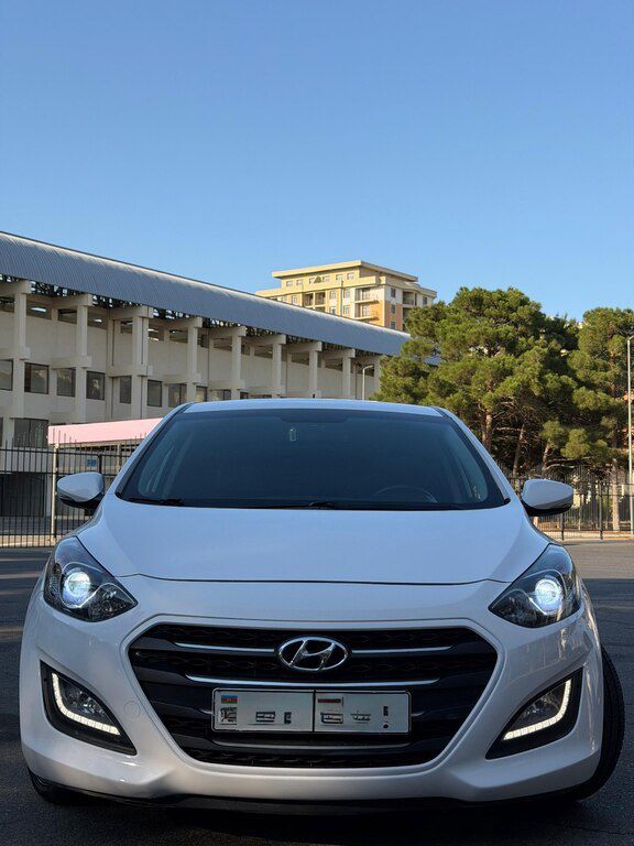 Hyundai i30, 1.6 L, 2015 il, 197 000 km — Avtomobillər, Sumqayıt