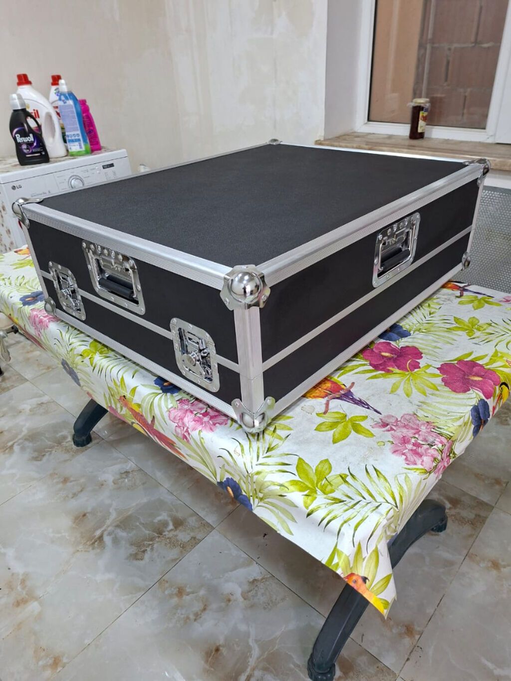 DJ avadanlıqları üçün xüsusi hazırlanmış hard case-lər Məhsul: DJ — Musiqiə alətləri, Xırdalan