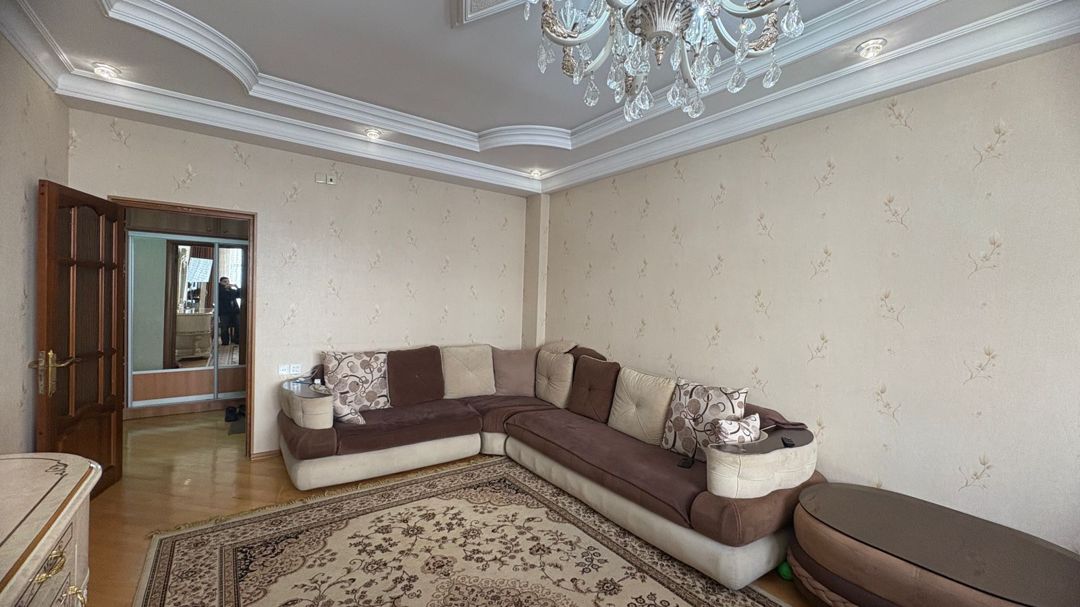 Satılır 3 otaqlı yeni tikili 130 m² — Mənzil, Bakı (2)
