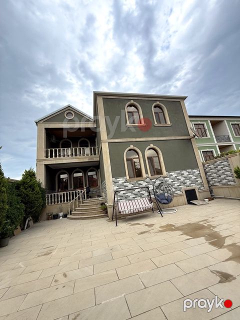 Satılır 7 otaqlı həyət evi/bağ evi 270 m²