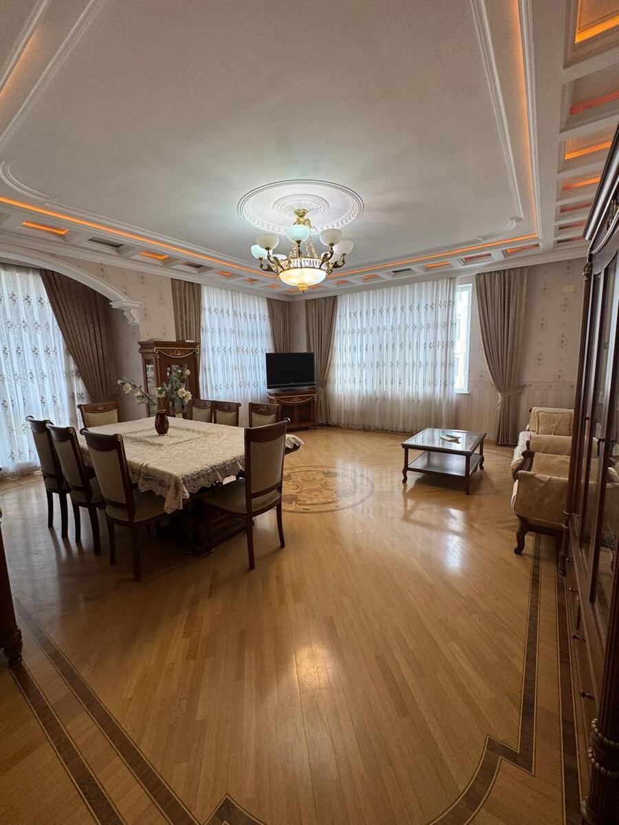 Satılır 4 otaqlı yeni tikili 185 m² — Mənzil, Bakı (7)