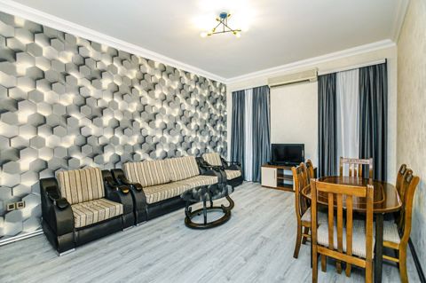 İcarəyə verilir 3 otaqlı köhnə tikili 81 m² — Bakı