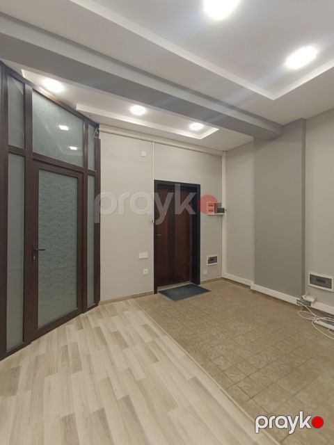 İcarəyə verilir 4 otaqlı ofis 190 m²