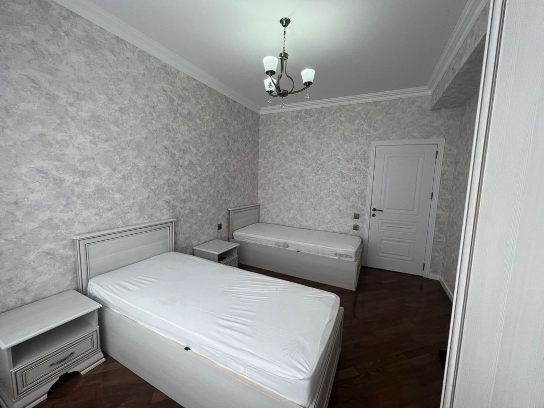 İcarəyə verilir 3 otaqlı yeni tikili 120 m² — Mənzil, Bakı (5)