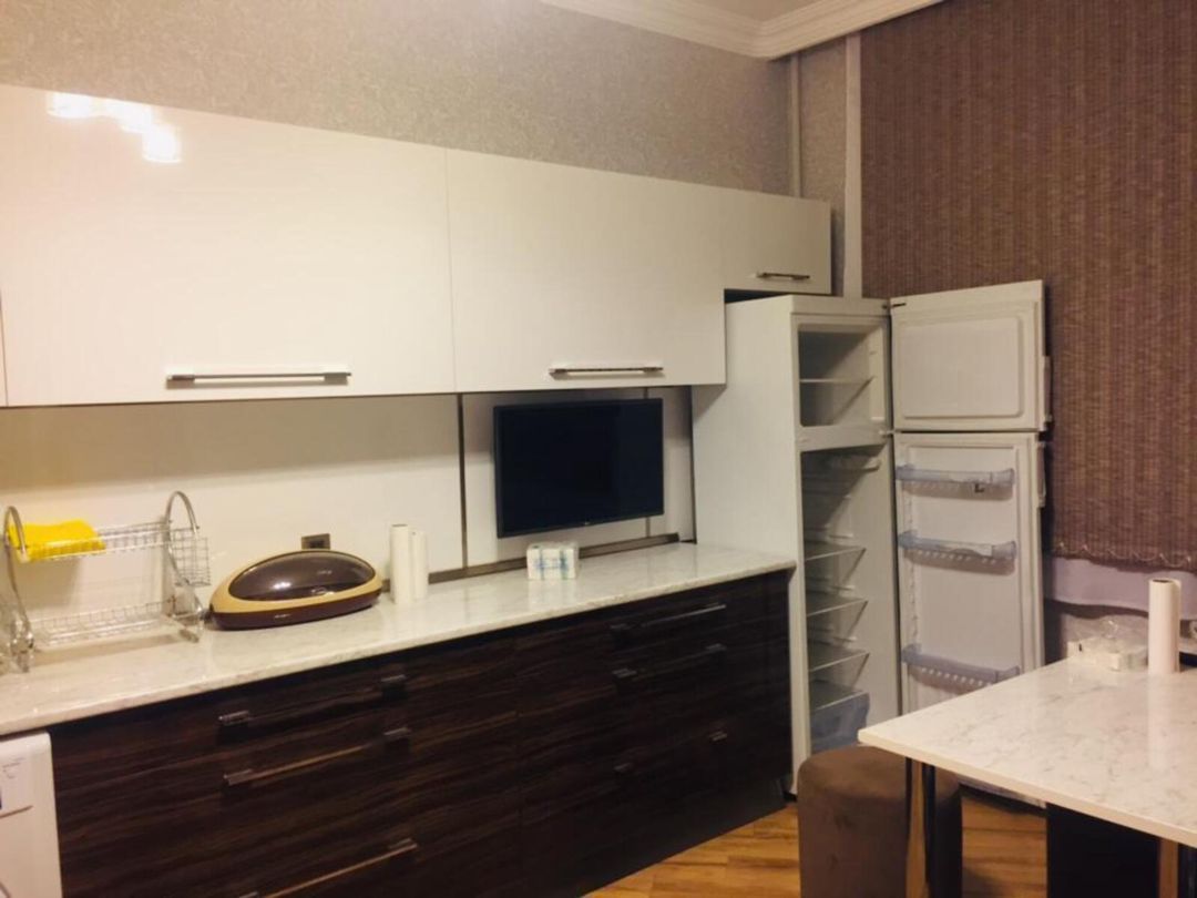 İcarəyə verilir 3 otaqlı yeni tikili 100 m² — Mənzil, Bakı (10)