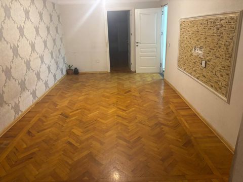 İcarəyə verilir 3 otaqlı köhnə tikili 60 m² — Bakı