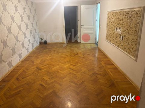 İcarəyə verilir 3 otaqlı köhnə tikili 60 m²