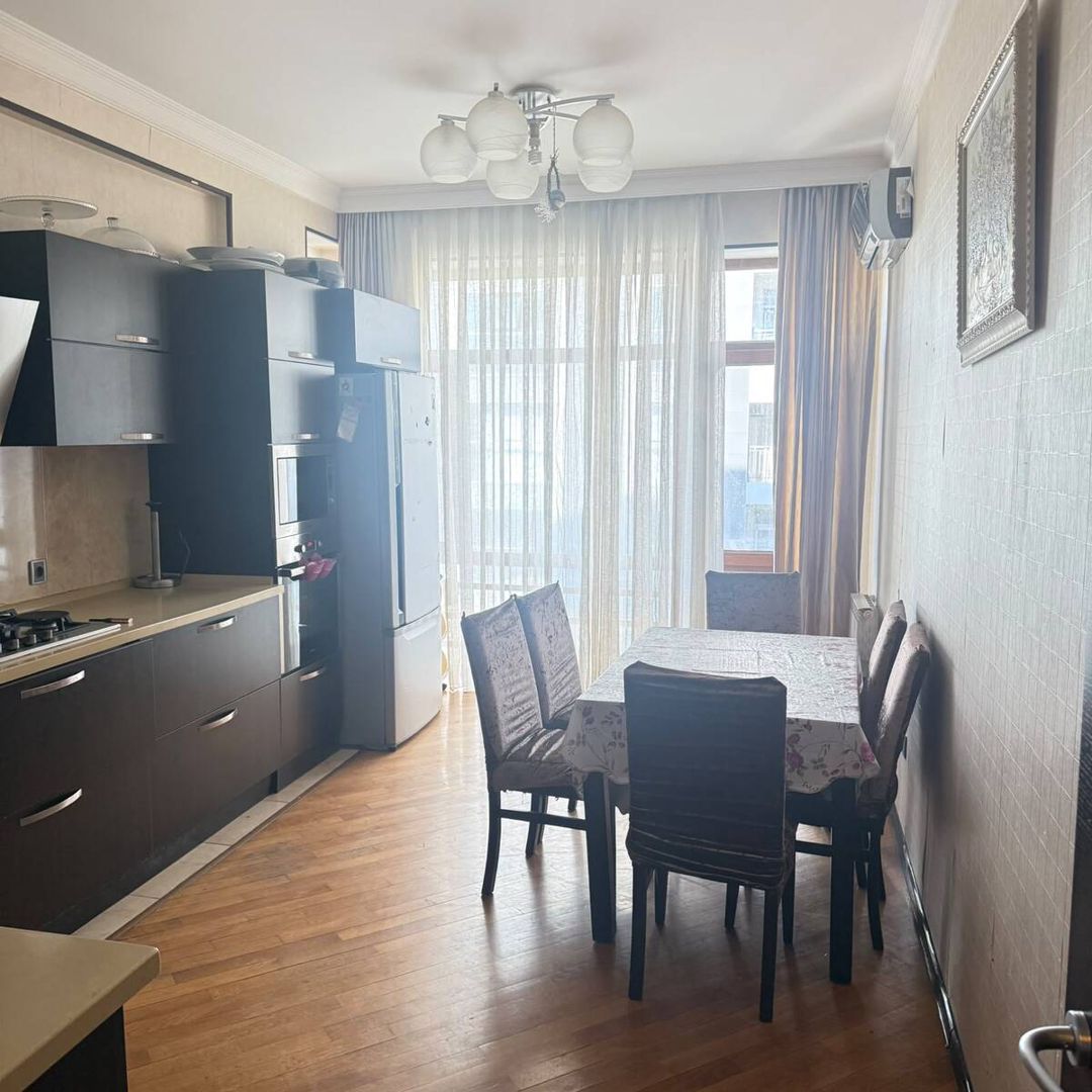 Satılır 4 otaqlı yeni tikili 160 m² — Mənzil, Bakı (8)