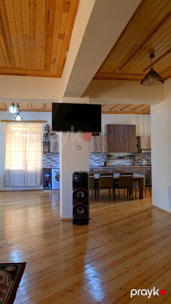 Satılır 5 otaqlı həyət evi/bağ evi 300 m² — Ev, villa, Quba (9)