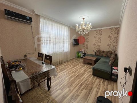 Satılır 2 otaqlı köhnə tikili 56 m²