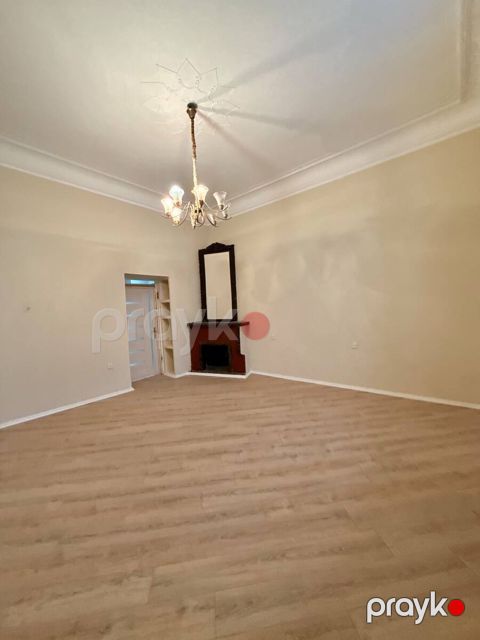 İcarəyə verilir 1 otaqlı köhnə tikili 45 m²