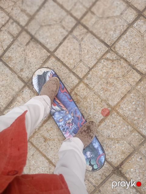 Skateboard lövhəsi – Qrafik naxışlı (Əjdaha dizaynı) qiymətdə — Bakı