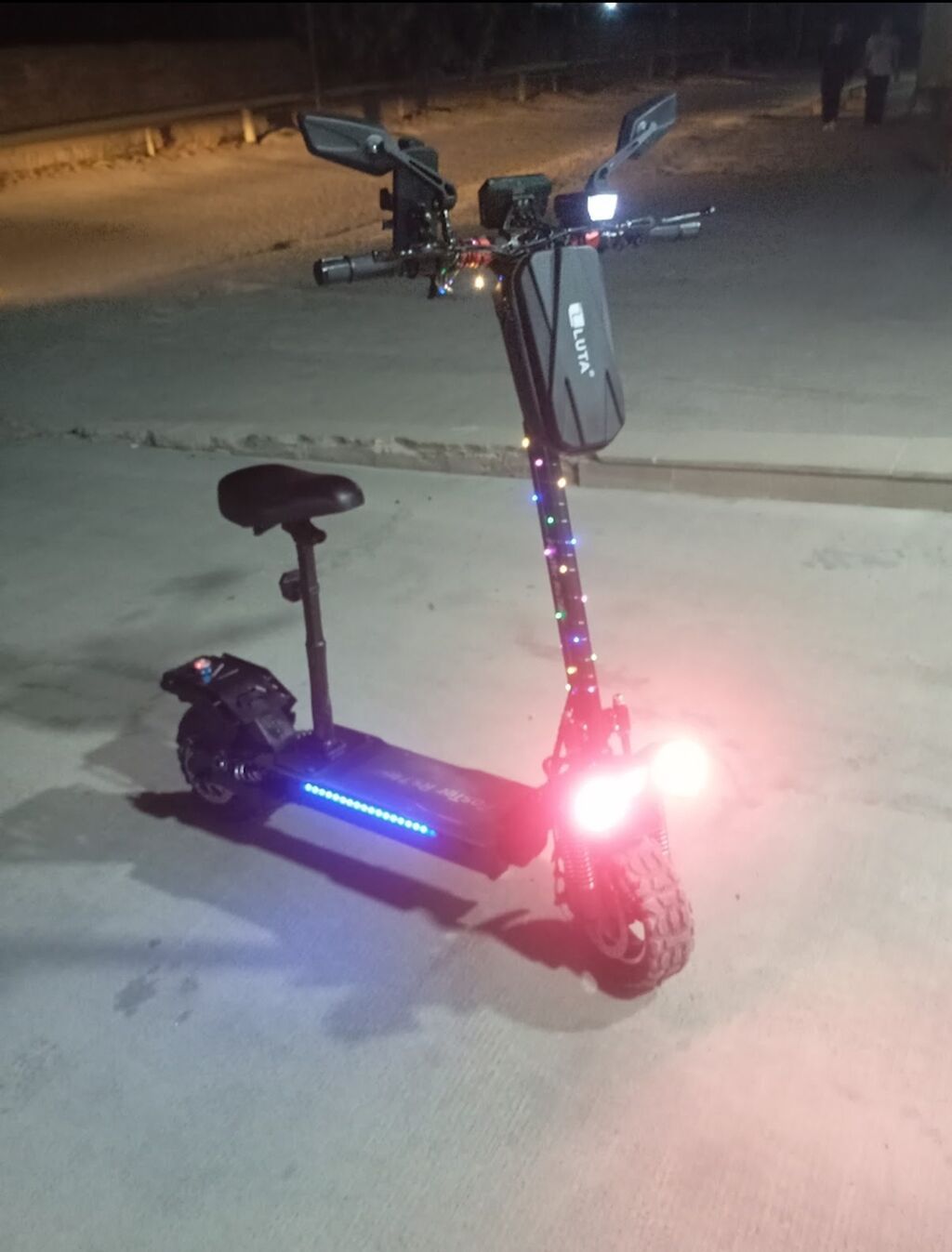 Yeni FasTer Rs7 Skuter Elektrik skuter – güclü işıqlandırma və rahat — İdman, hobi, istirahət, Digah (4)