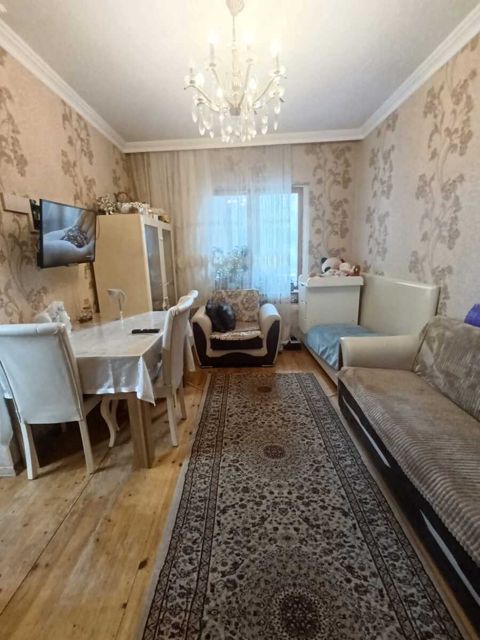 Satılır 3 otaqlı köhnə tikili 85 m² — Bakı