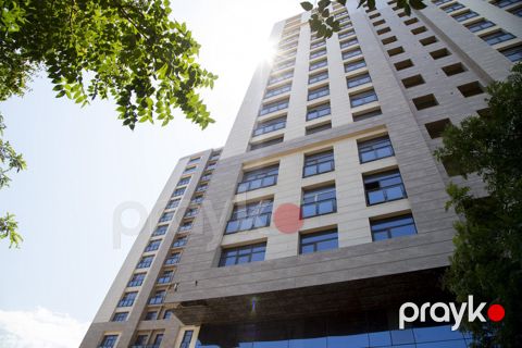 Satılır 3 otaqlı yeni tikili 173.8 m²
