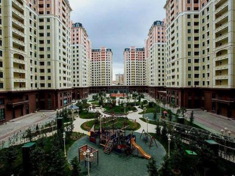 Satılır 5 otaqlı yeni tikili 255 m² — Bakı