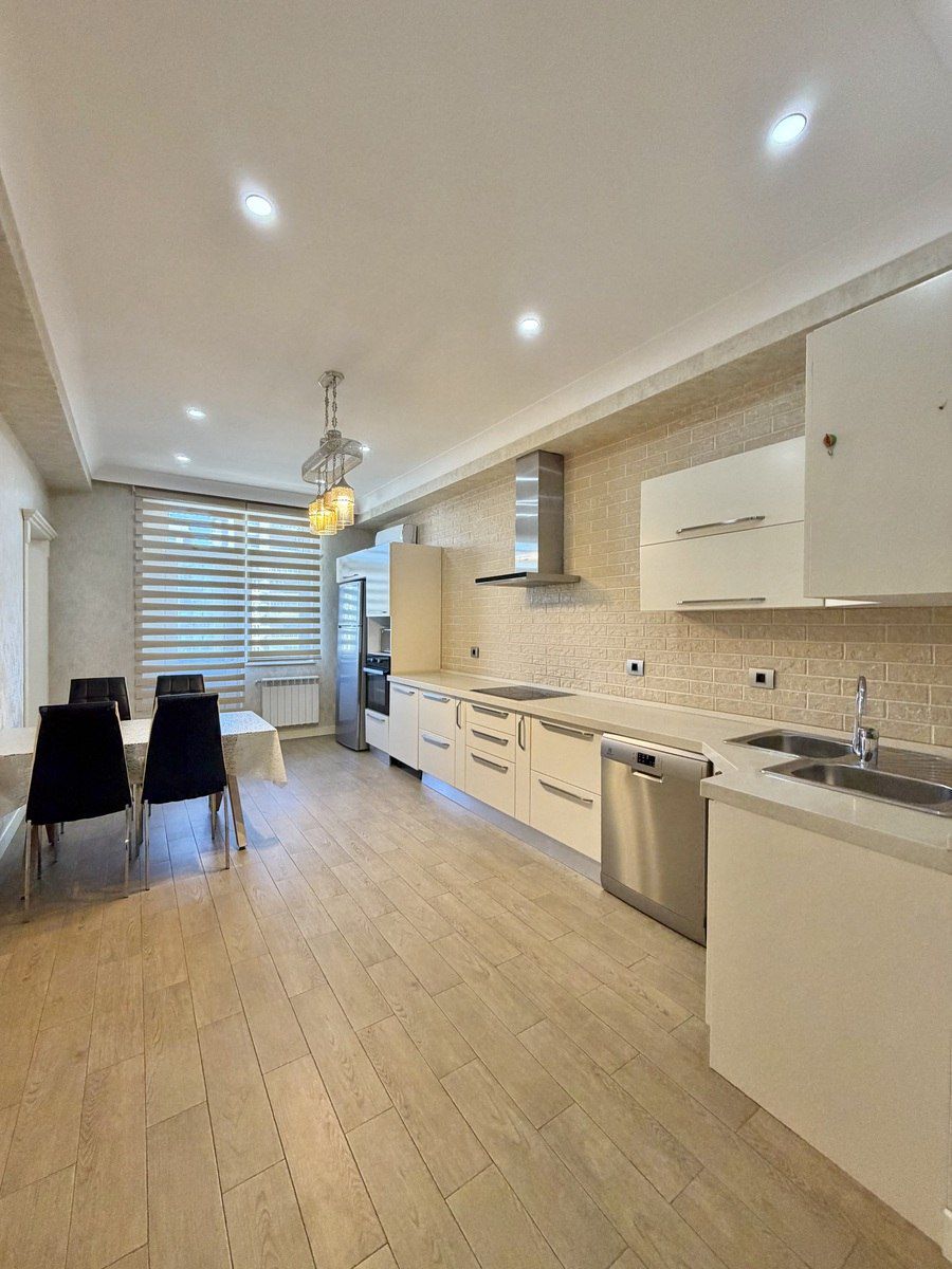 Satılır 3 otaqlı yeni tikili 170 m² — Mənzil, Bakı (6)