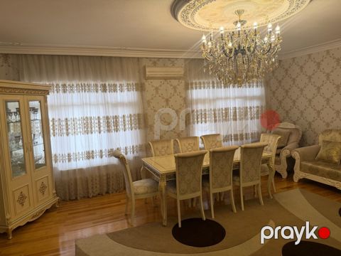 5-otaqlı mənzil, Bakıxanov qəs., 120 m²