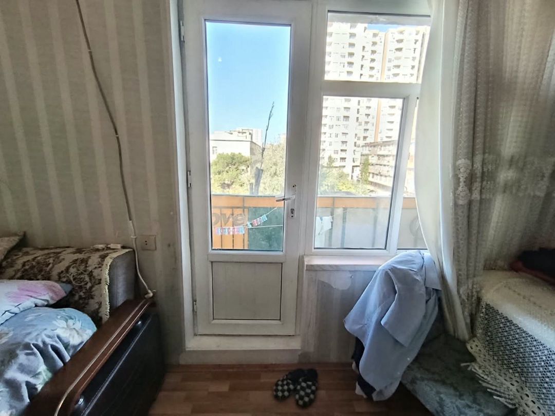 Satılır 2 otaqlı köhnə tikili 62 m² — Mənzil, Bakı (4)