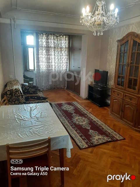 İcarəyə verilir 3 otaqlı köhnə tikili 75 m²