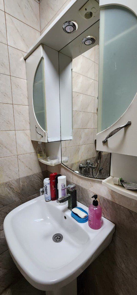 İcarəyə verilir 2 otaqlı köhnə tikili 60 m² — Mənzil, Bakı (11)