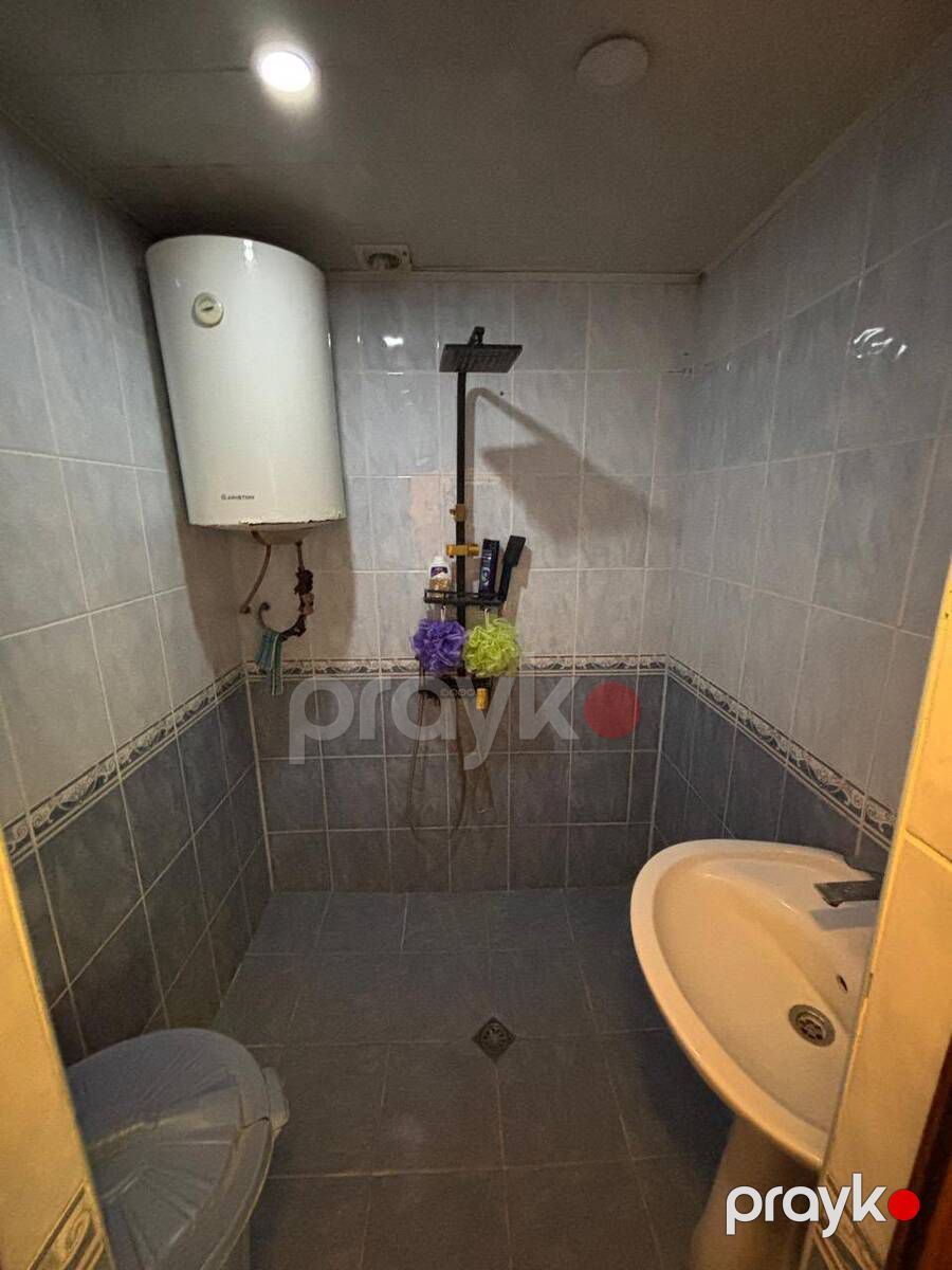Satılır 2 otaqlı köhnə tikili 55 m² — Mənzil, Bakı (7)