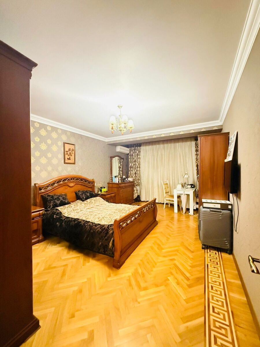 Satılır 4 otaqlı köhnə tikili 125 m² — Mənzil, Bakı (4)
