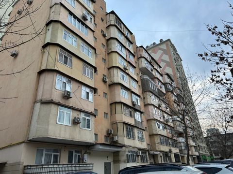 Satılır 3 otaqlı köhnə tikili 100 m² — Bakı