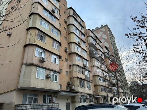 Satılır 3 otaqlı köhnə tikili 100 m²