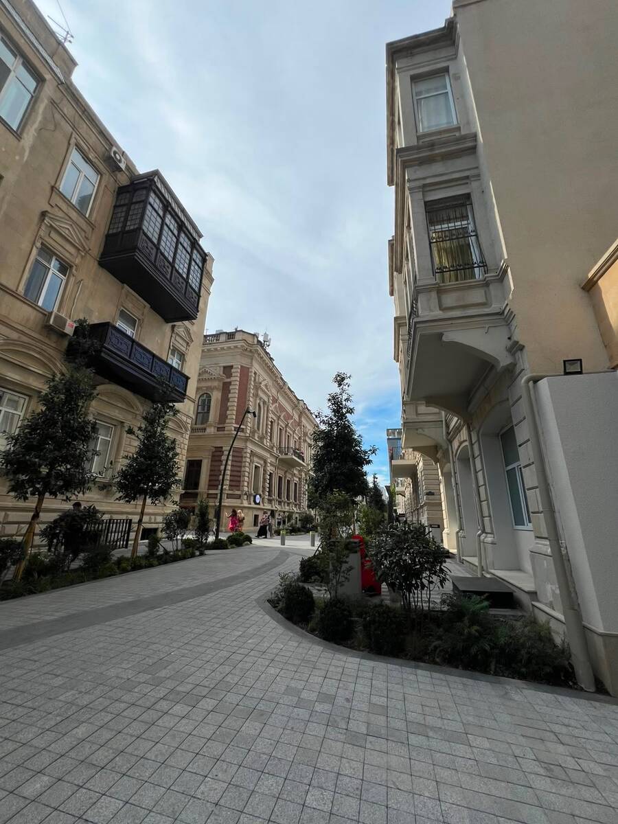 Satılır 3 otaqlı yeni tikili 195 m² — Mənzil, Bakı (2)