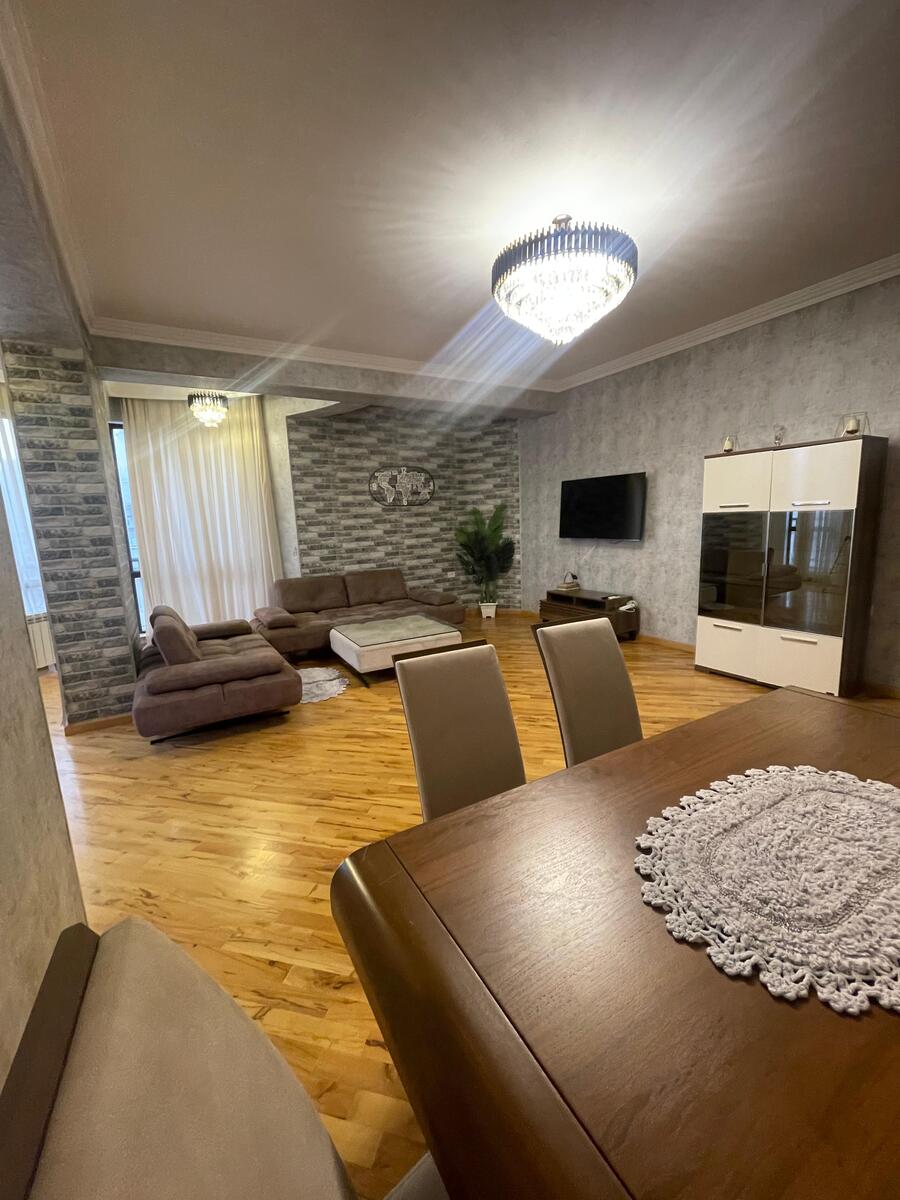 İcarəyə verilir 3 otaqlı yeni tikili 157 m² — Mənzil, Bakı (4)