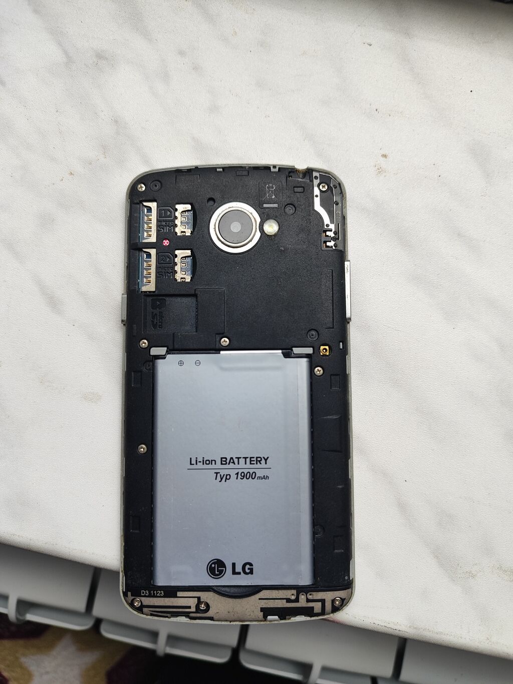 LG 16 GB, rəng - Gümüşü, Sensor — LG, Digah (3)